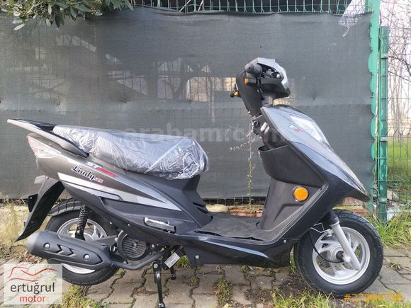 STMAX LİNDY 125-en uygun fiyat 36 aya kadar kredi imkani