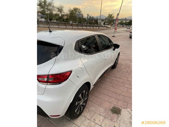 Sahibinden Renault Clio 0.9 TCe Joy 2020 Model 