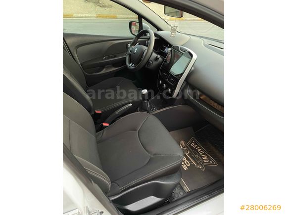Sahibinden Renault Clio 0.9 TCe Joy 2020 Model 