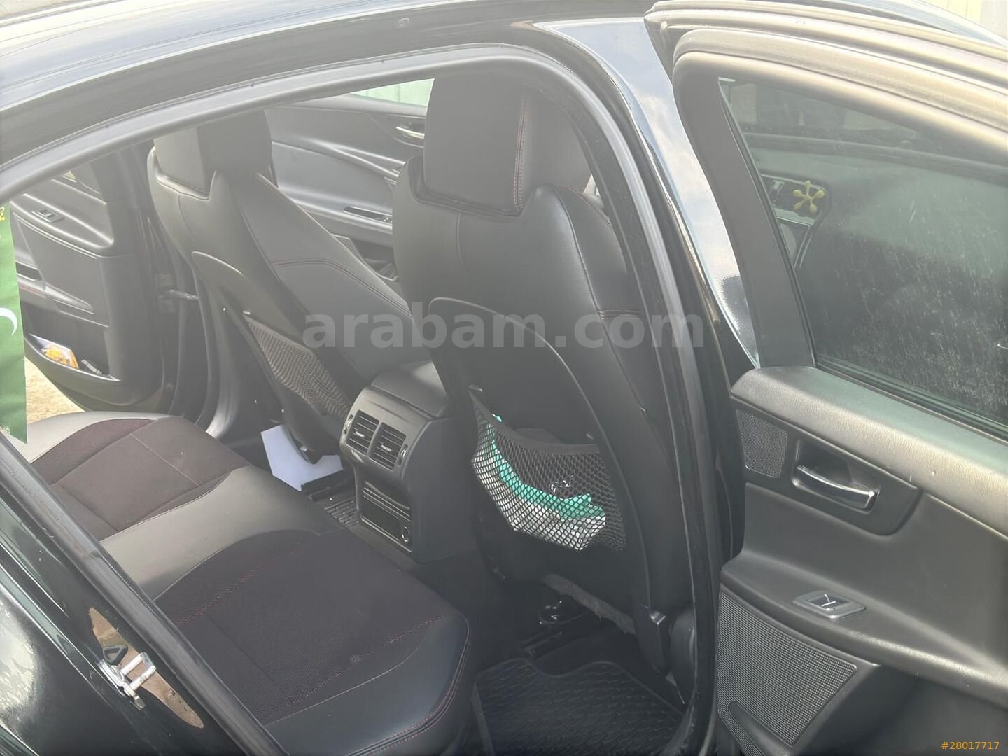 Sahibinden Jaguar XE 2.0 D Prestige Plus 2015 Model Adana 237.000 km Siyah 4