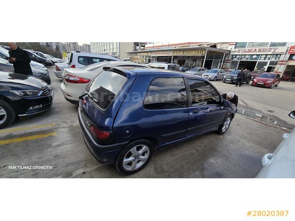 Galeriden Renault Clio 1.8 RSi 1997 Model Gaziantep