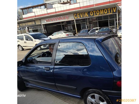 Galeriden Renault Clio 1.8 RSi 1997 Model Gaziantep