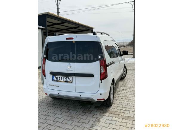 Sahibinden Renault Express Combi 1.5 BlueDCI Touch 2022 Model 