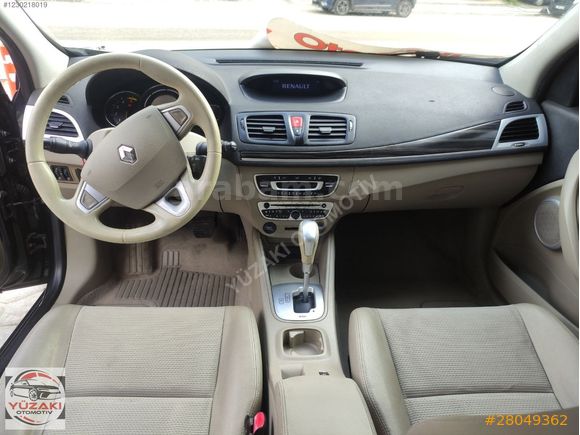 DİZEL OTOMATİK 2012 MODEL MEGANE 3 PRİVİLEGE..