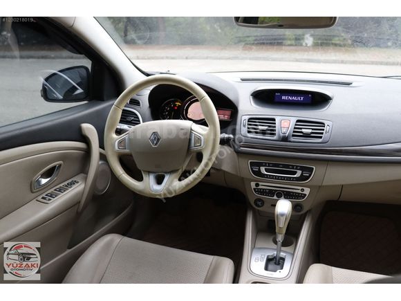 DİZEL OTOMATİK 2012 MODEL MEGANE 3 PRİVİLEGE..