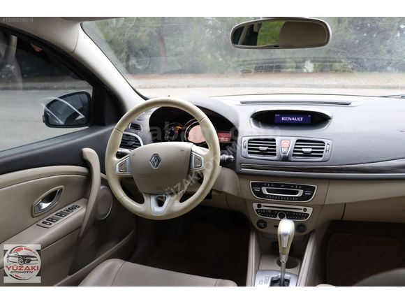 DİZEL OTOMATİK 2012 MODEL MEGANE 3 PRİVİLEGE..