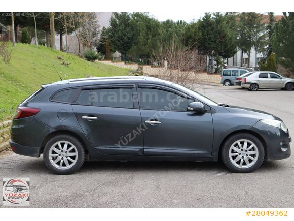 DİZEL OTOMATİK 2012 MODEL MEGANE 3 PRİVİLEGE..