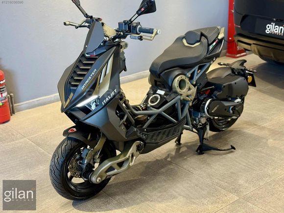 200cc LİMİTED EDİTİON malossi-akrapoviç