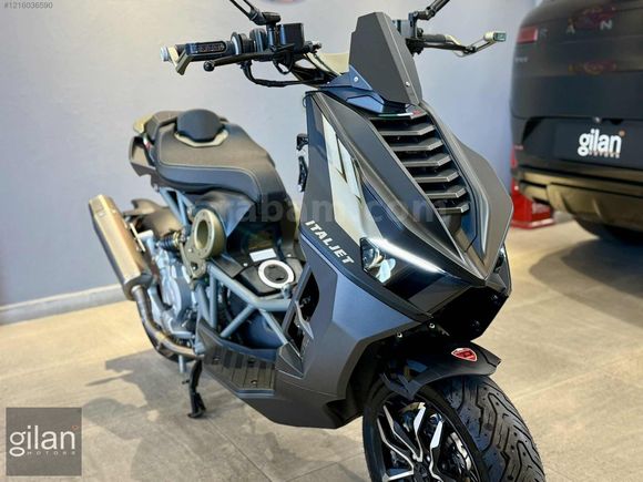 200cc LİMİTED EDİTİON malossi-akrapoviç