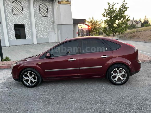 Sahibinden Ford Focus 1.6 Ghia 2006 Model 