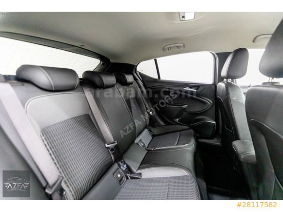 AZFA MOTORS 2020 OPEL ASTRA 1.4T ELEGANCE