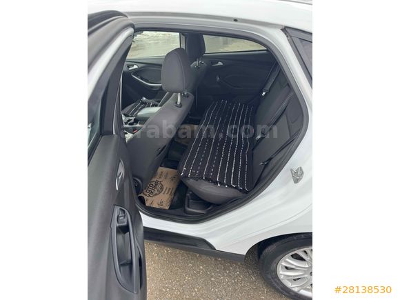Sahibinden Ford Focus 1.6 TDCi Titanium 2013 Model değişensiz. Memurdan satılık 