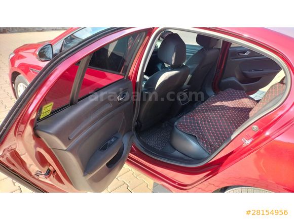 Sahibinden Renault Megane 1.3 TCe Joy 2022 Model