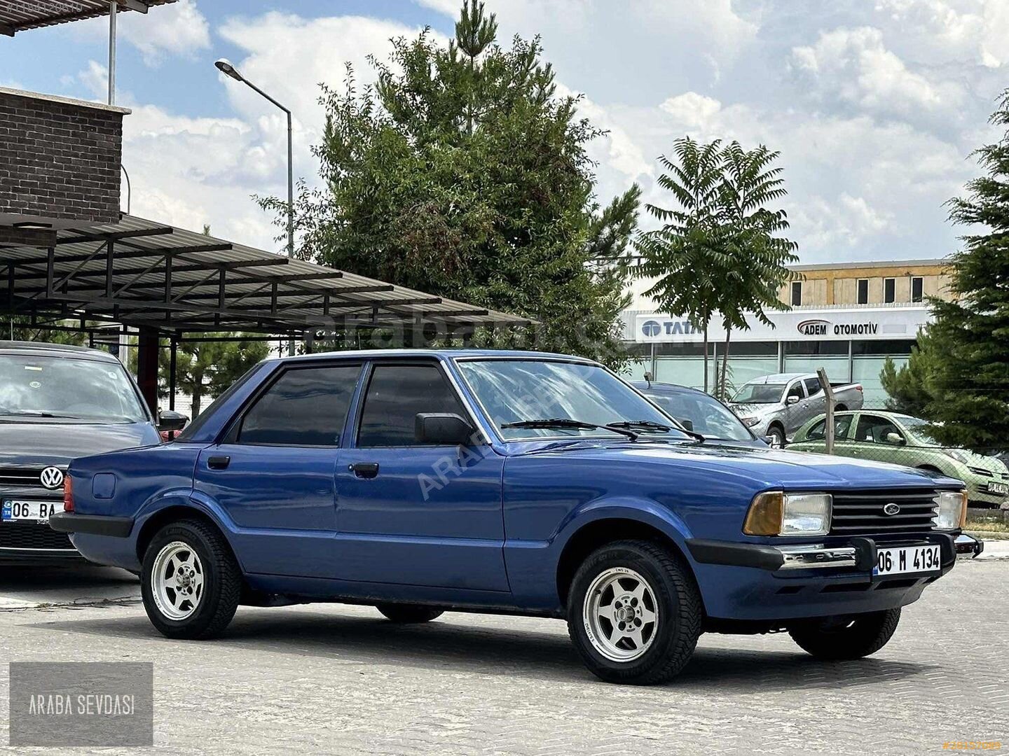 Galeriden Ford Taunus 1.6 S 1987 Model Eskişehir 89.000 km Mavi 3