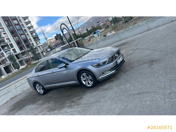 Sahibinden İLK ELDEN HATASIZ Volkswagen Passat DSG GERİ
GÖRÜŞ