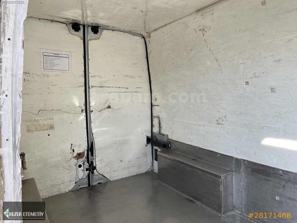 HUZUR'DAN 2015 RENUALT MASTER 11MT KÜP -18 SOGUTUCULU PANELVAN
