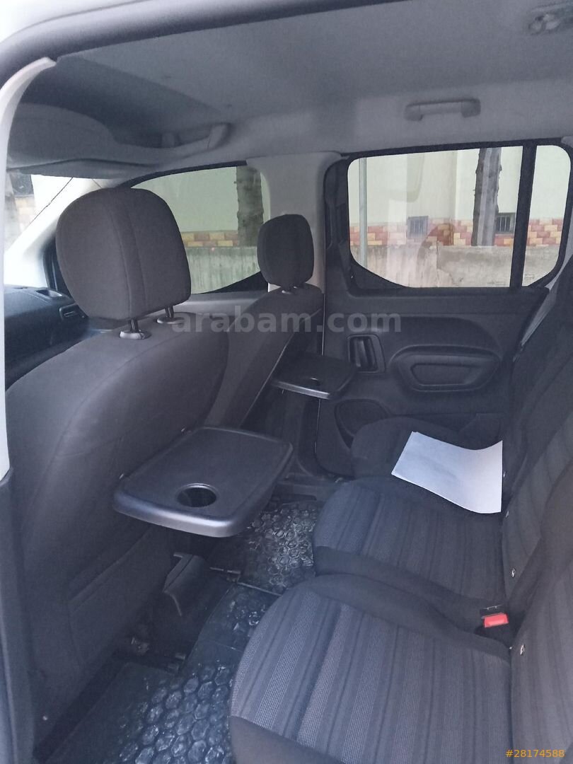 Sahibinden Opel Combo 1.5 CDTI Elegance 2022 Model Kayseri 71.508 km Beyaz 5