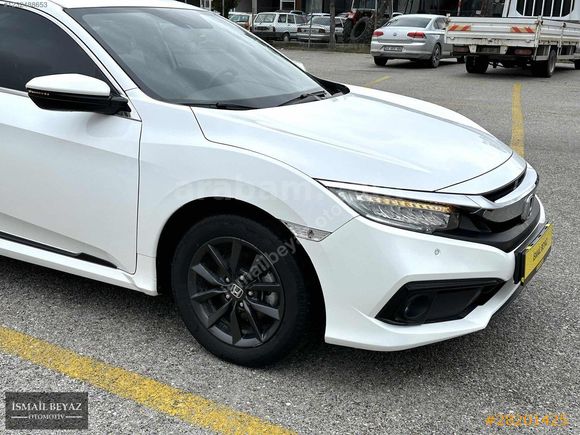 2019 MODEL HONDA CIVIC SADECE 22000 KM DE
