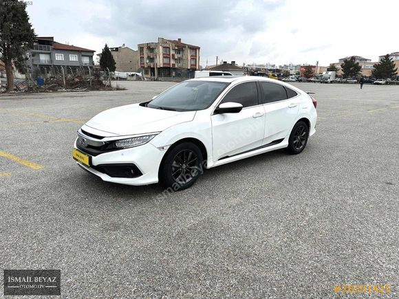 2019 MODEL HONDA CIVIC SADECE 22000 KM DE