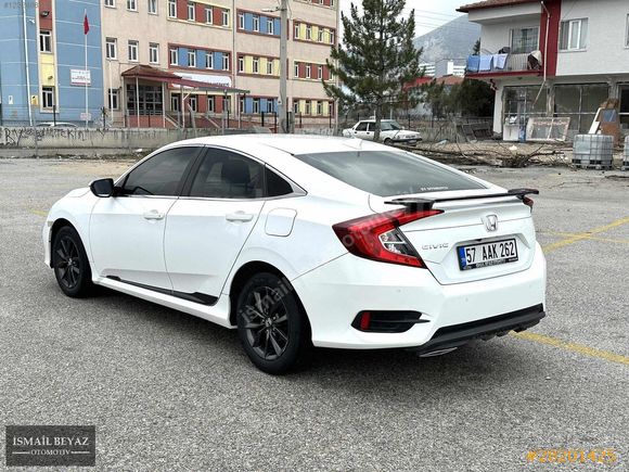 2019 MODEL HONDA CIVIC SADECE 22000 KM DE