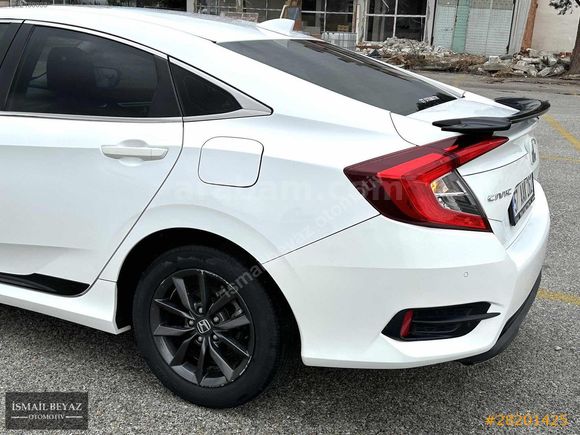 2019 MODEL HONDA CIVIC SADECE 22000 KM DE