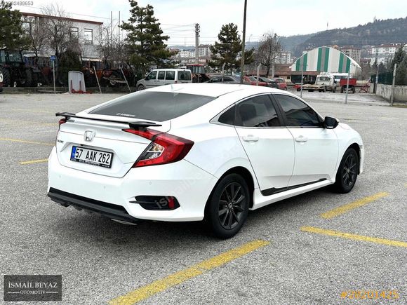 2019 MODEL HONDA CIVIC SADECE 22000 KM DE