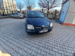 Nissan Almera Tino 1.8 2004 Model