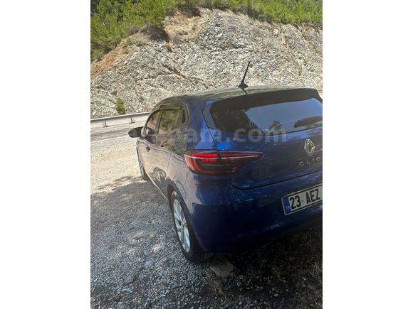 Sahibinden Renault Clio 1.0 TCe Touch 2023 Model
