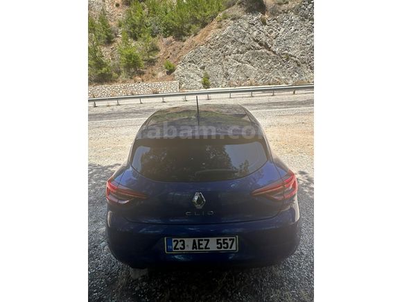 Sahibinden Renault Clio 1.0 TCe Touch 2023 Model