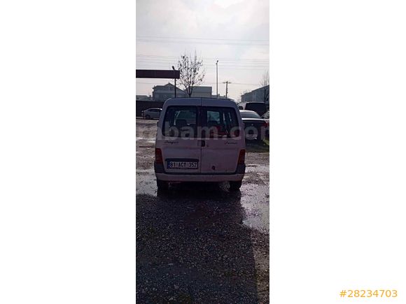 Galeriden Peugeot Partner 1.9 D 2001 Model Düzce