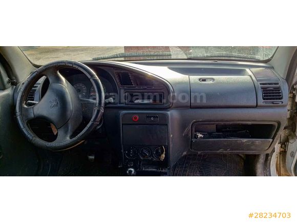 Galeriden Peugeot Partner 1.9 D 2001 Model Düzce