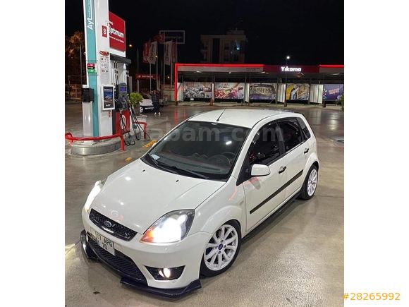Sahibinden Ford Fiesta 1.4 TDCi Comfort 2006 Model