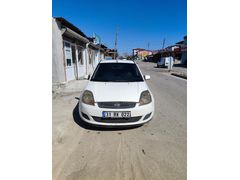 Sahibinden Ford Fiesta 1.4 TDCi Comfort 2006 Model  325.000 km Beyaz