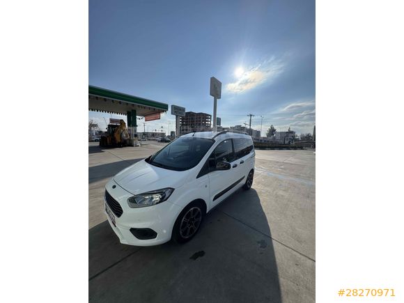 Sahibinden Ford Tourneo Courier 1.0 EcoBoost Titanium Plus 2023 Model 