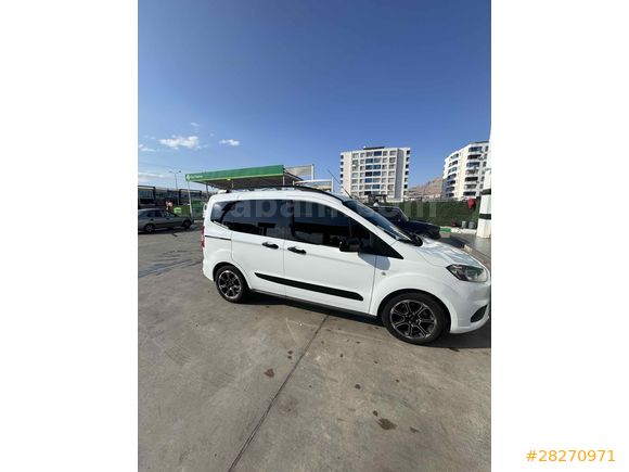 Sahibinden Ford Tourneo Courier 1.0 EcoBoost Titanium Plus 2023 Model 