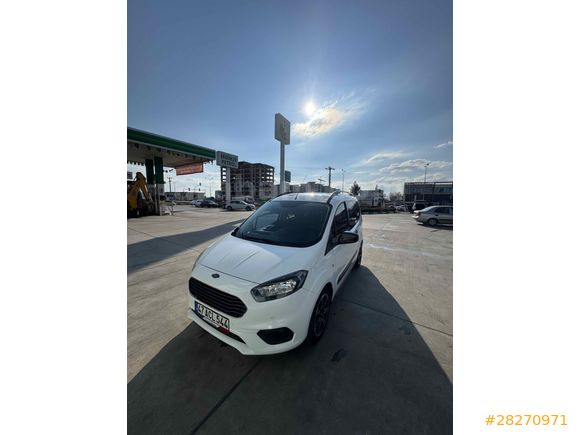 Sahibinden Ford Tourneo Courier 1.0 EcoBoost Titanium Plus 2023 Model 