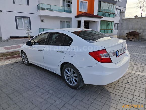 Sahibinden Honda Civic 1.6 i-VTEC ECO Elegance 2013 Model