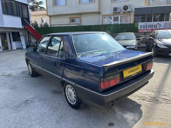 EGEMEN AUTO'DAN BROADWAY