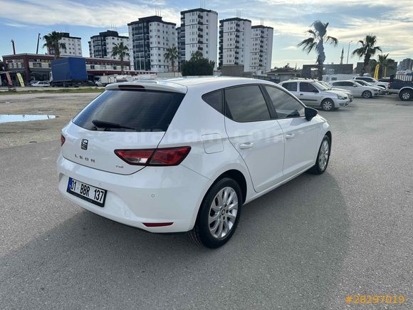2015 MODEL DİZEL OTOMATİK BOYASIZ HATASIZ HASAR KAYITSIZ 