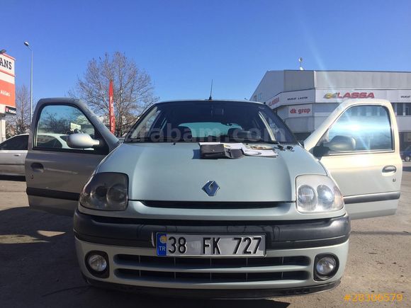 Sahibinden Renault Clio 1.4 RXT 2001 Model 