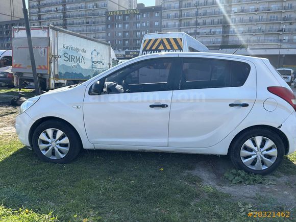 Sahibinden Hyundai i20 Troy 1.4 CRDi Team 2012 Model 