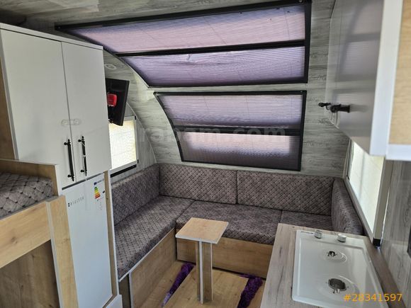 far, stop,  3,90 karavan