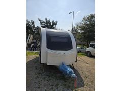 far, stop,  3,90 karavan