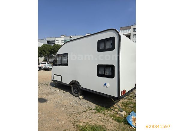 far, stop,  3,90 karavan