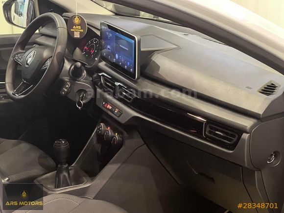 ARS MOTORS'DAN2021 RENAULT TALİANT 1.0 SCE HATASIZ G GÖRŞ TABLET
