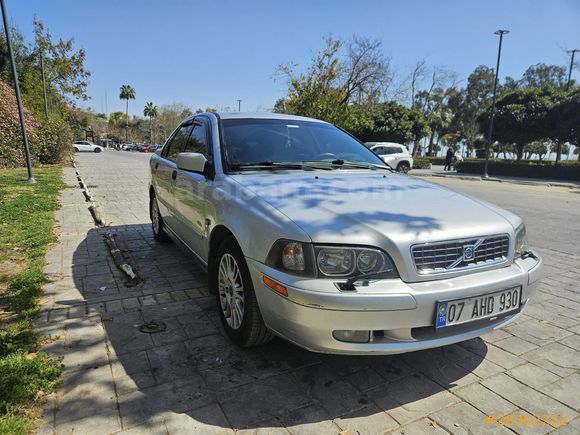 Sahibinden Volvo S40 1.6 2004 Model  297000 km Gri (Gümüş)