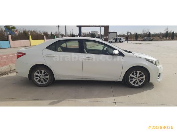 ÖĞRETMENDEN TRAMERSİZ COROLLA