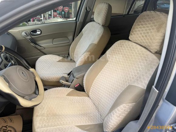 2006 MODEL OTOMATİK MEGANE WAGON