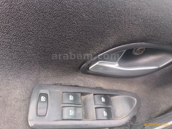Galeriden Renault Laguna 1.6 Expression 2006 Model Eskişehir