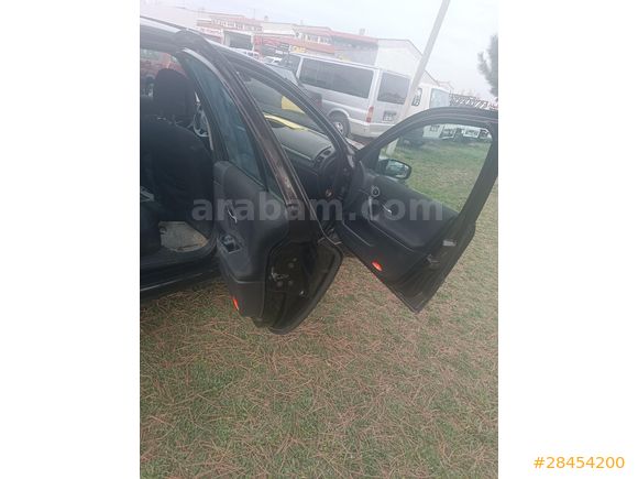 Galeriden Renault Laguna 1.6 Expression 2006 Model Eskişehir